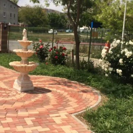 Guest house Ioana - De Inchiriat 3*